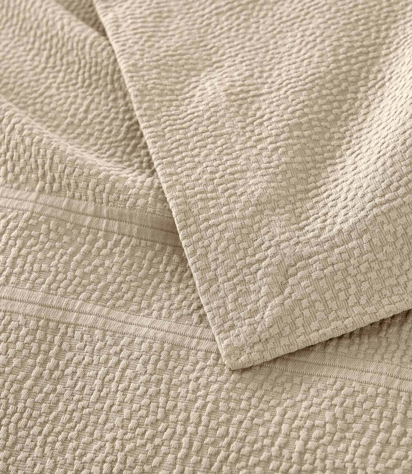 corner detail of Montauk coverlet, Linen