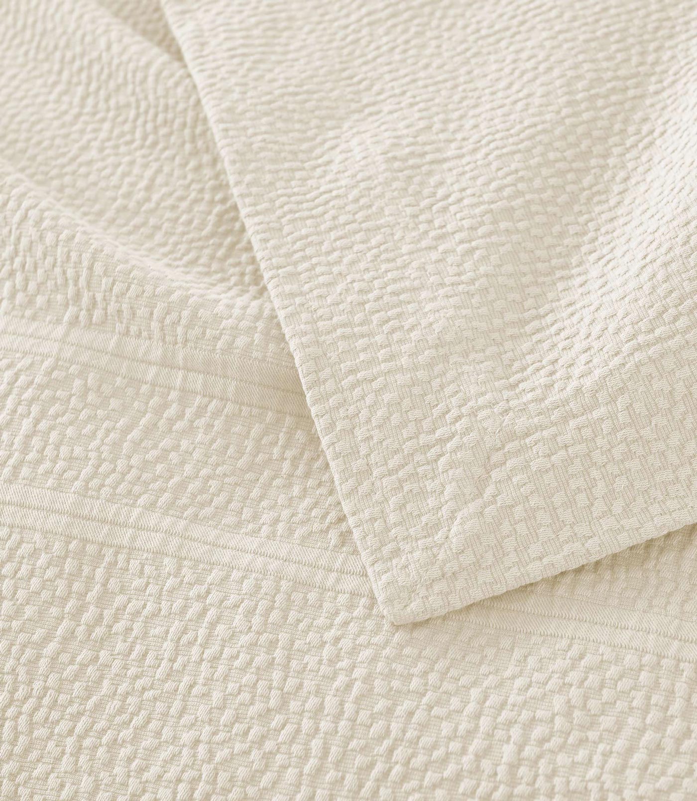 Montauk coverlet, Pearl