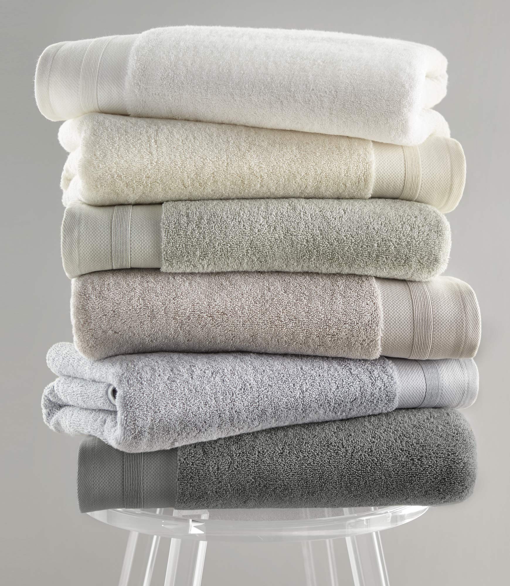 Silver grey bath outlet towels